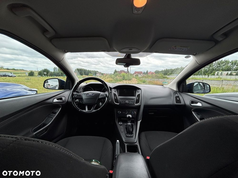 Ford Focus - 11