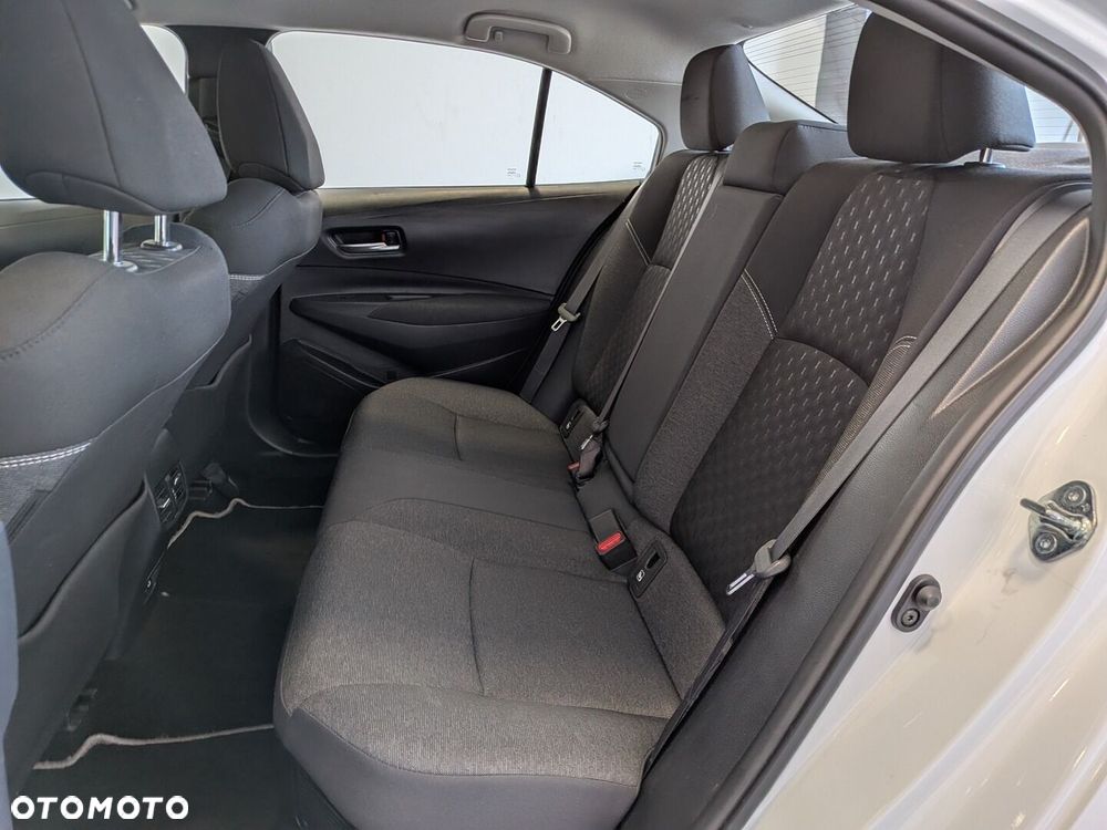 Toyota Corolla 1.8 Hybrid Comfort - 33