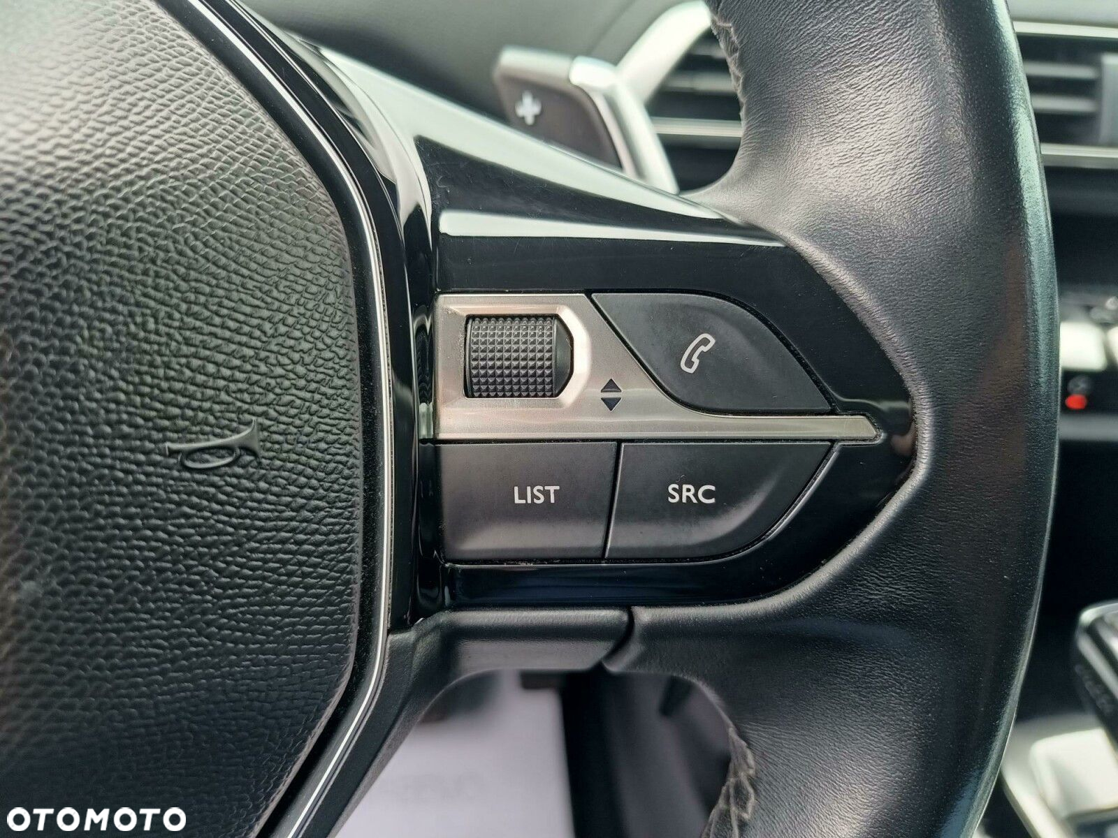 Peugeot 5008 - 25