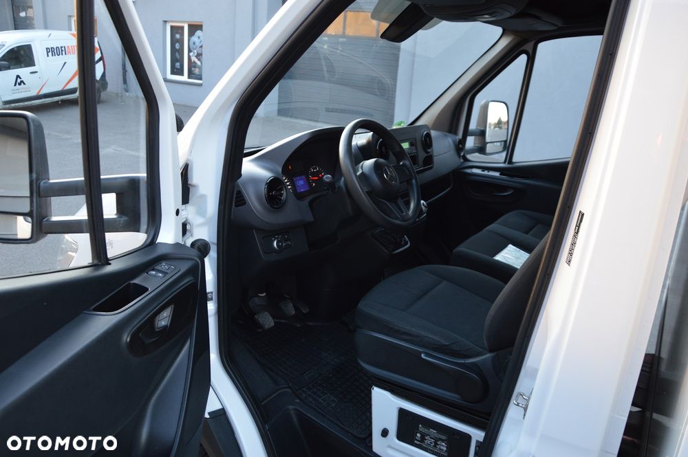 Mercedes-Benz SPRINTER 314 414 514 - 4