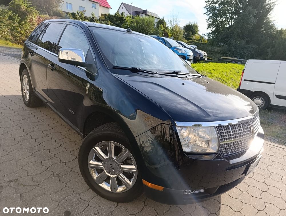 Lincoln MKX - 1