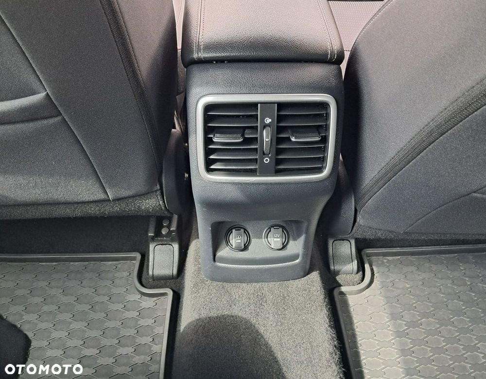 Kia Sportage - 13