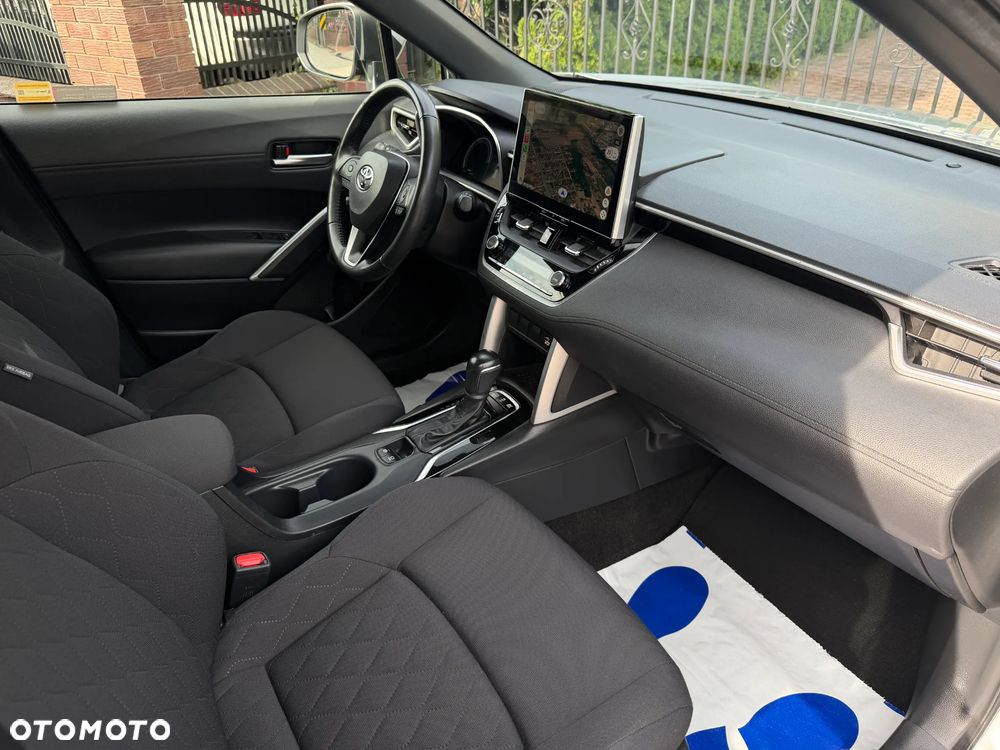 Toyota Corolla Cross 2.0 Hybrid Comfort - 14
