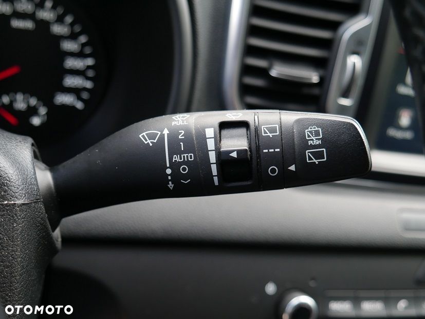 Kia Sportage 1.6 GDI 2WD Dream-Team Edition - 25