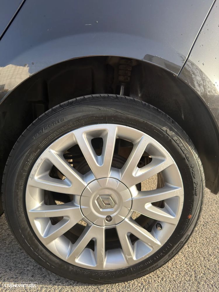 Renault Clio 1.2 TCE Dynamique S - 17