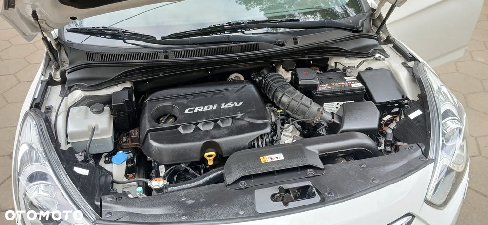 Hyundai i40 1.7 CRDi Automatik Premium - 24