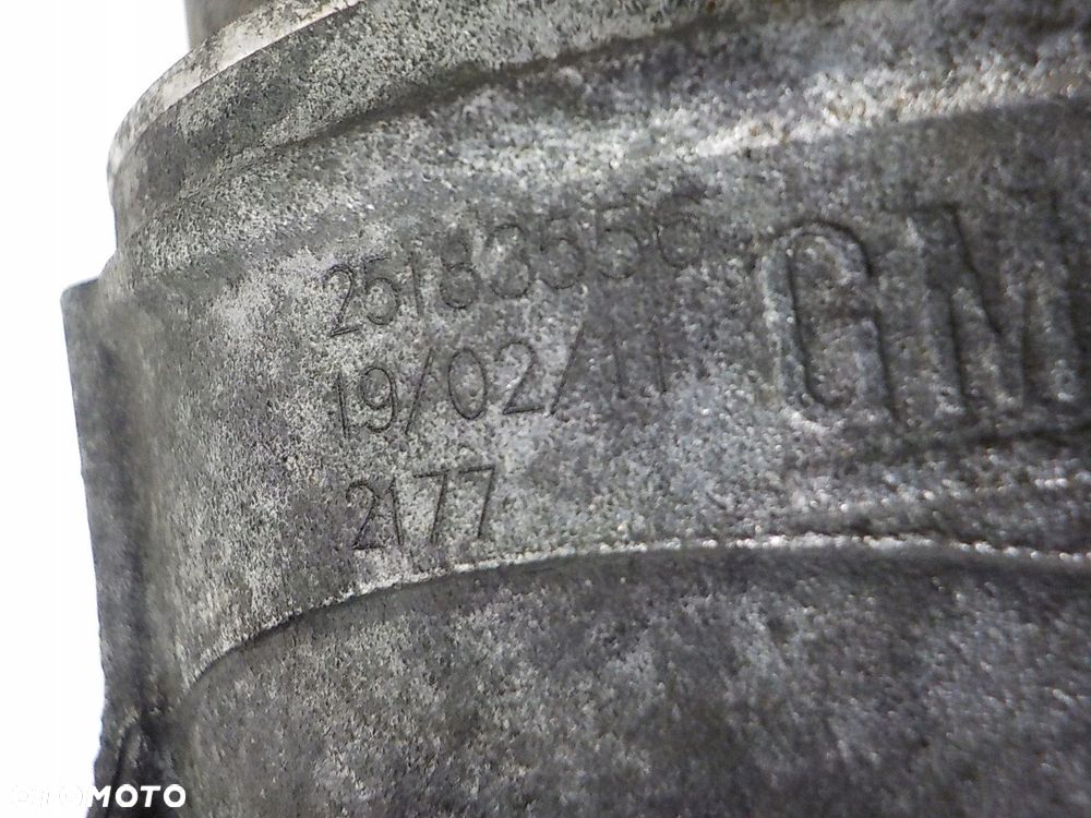 OPEL ANTARA 2.2 CDTI PODSTAWA FILTRA OLEJU 25183556 - 4