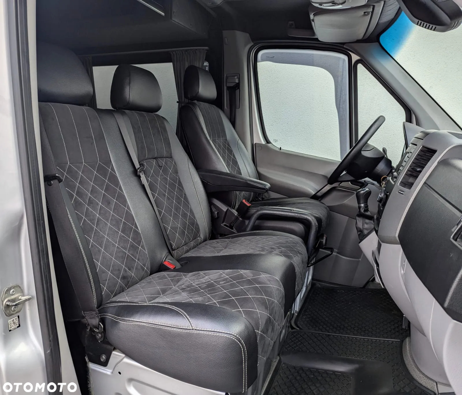 Mercedes-Benz Sprinter - 22