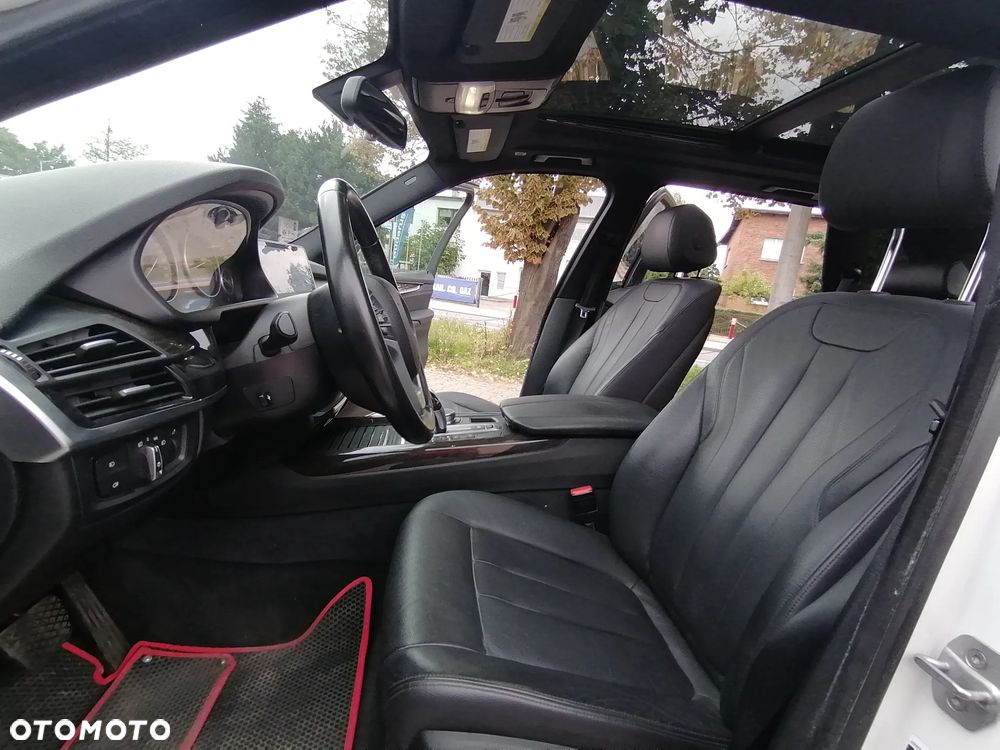 BMW X5 xDrive35i - 27