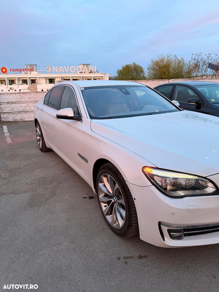 BMW Seria 7 740d xDrive Edition Exclusive - 2
