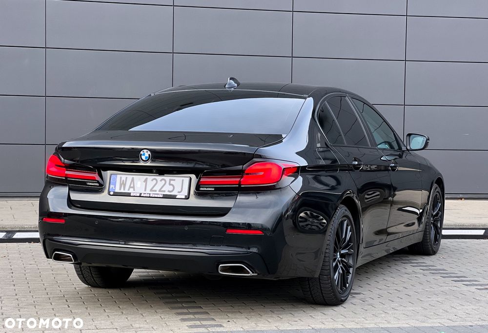 BMW Seria 5 520d Efficient Dynamics Edition Sport Line - 7