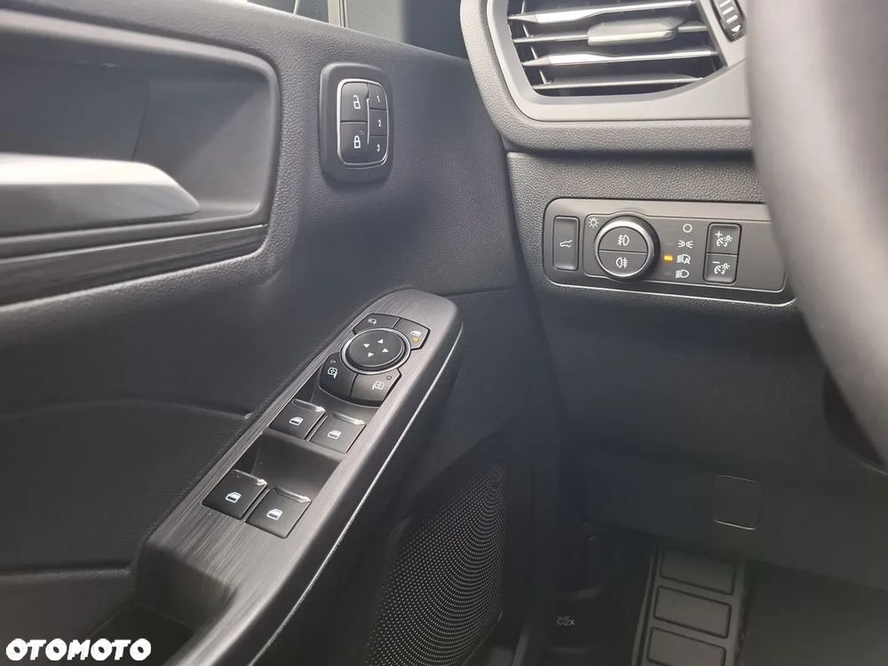 Ford Kuga 1.5 EcoBoost FWD Active X - 11