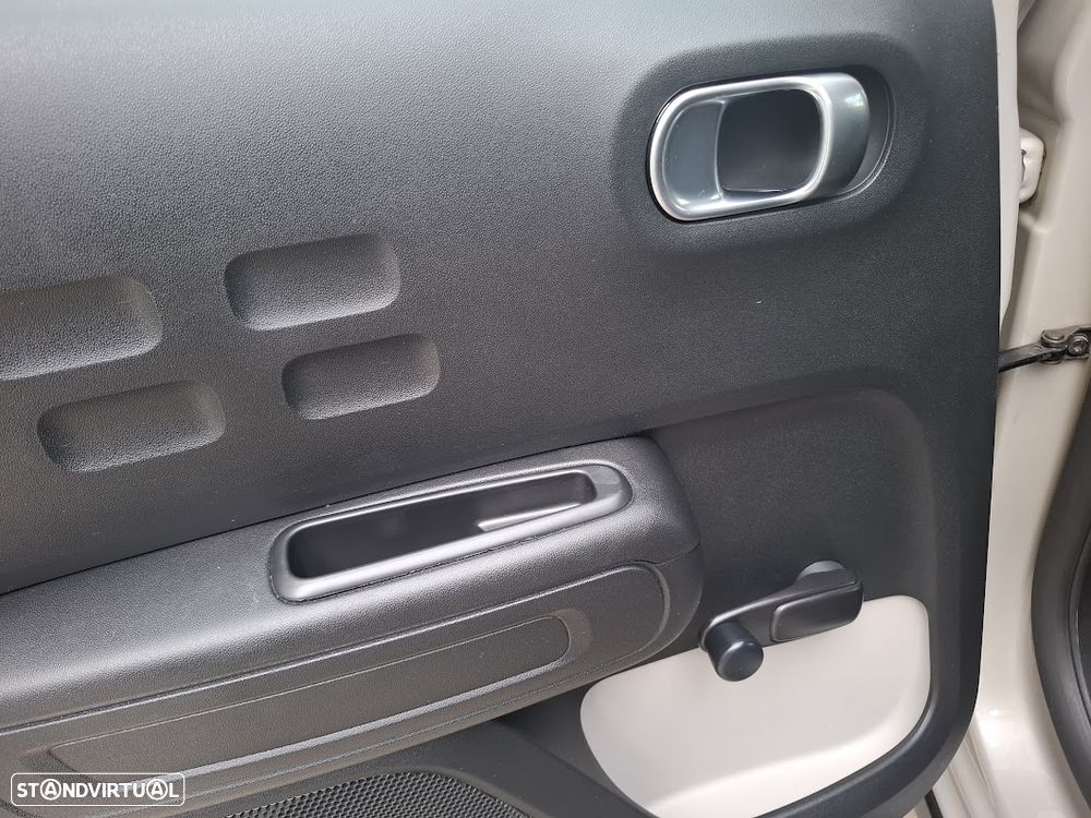 Citroën C3 1.2 PureTech C-Series - 34