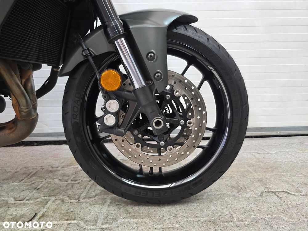 Yamaha MT - 15