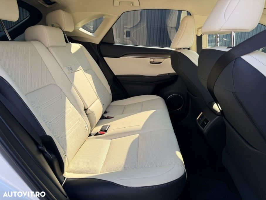 Lexus Seria NX 300h AWD Business - 14