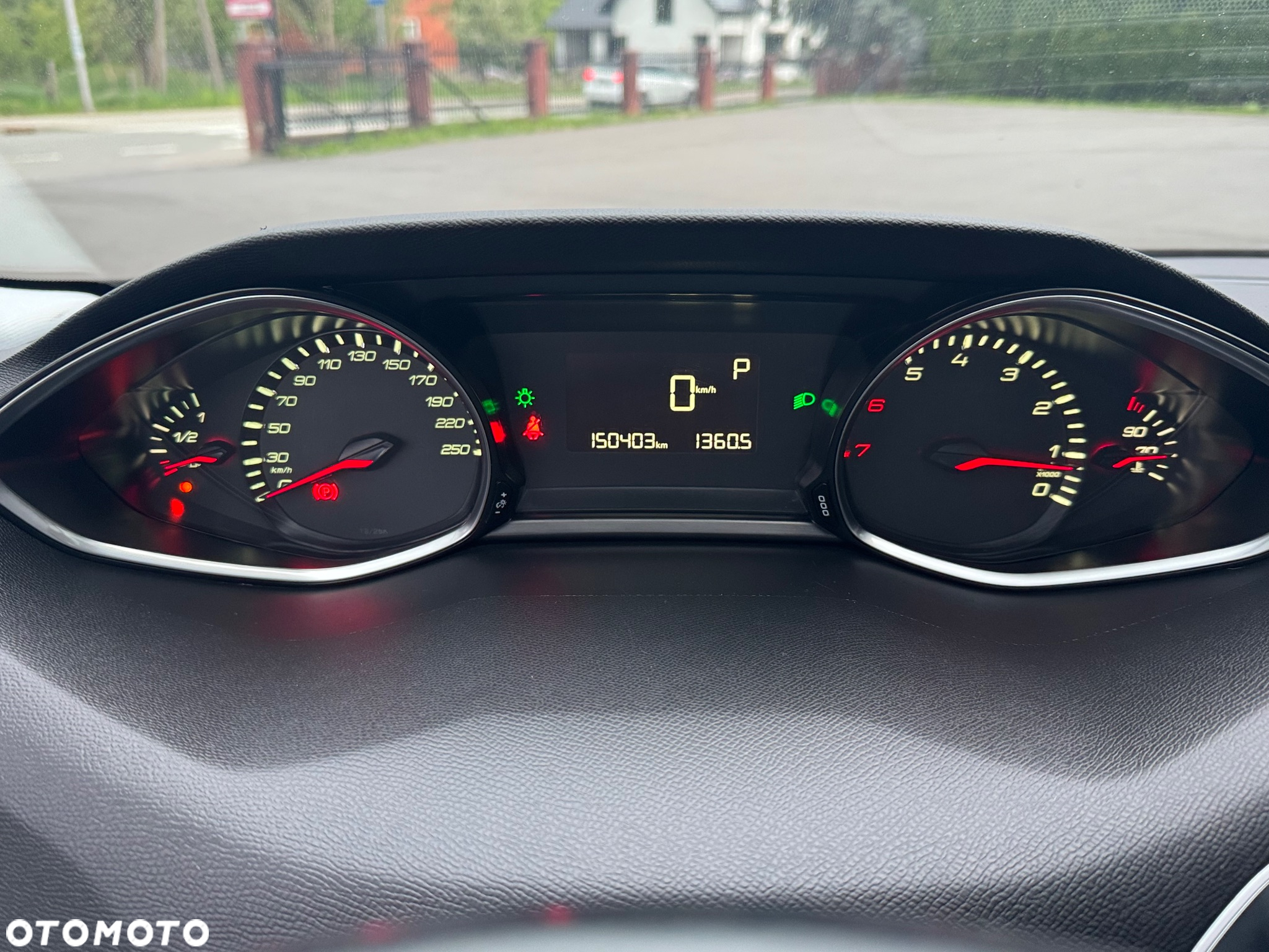 Peugeot 308 SW 1.2 PureTech Allure S&S EAT6 - 14