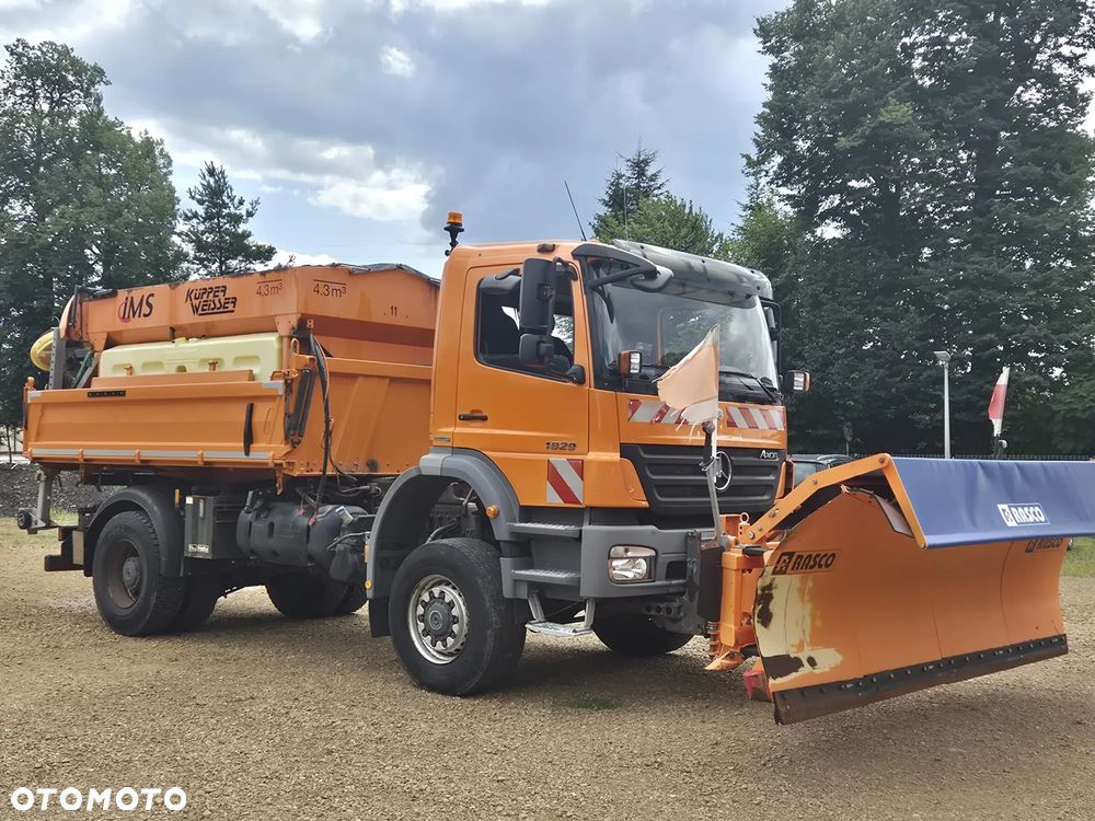 Mercedes-Benz Axor 1829 4x4 Pług Piaskarka - 2