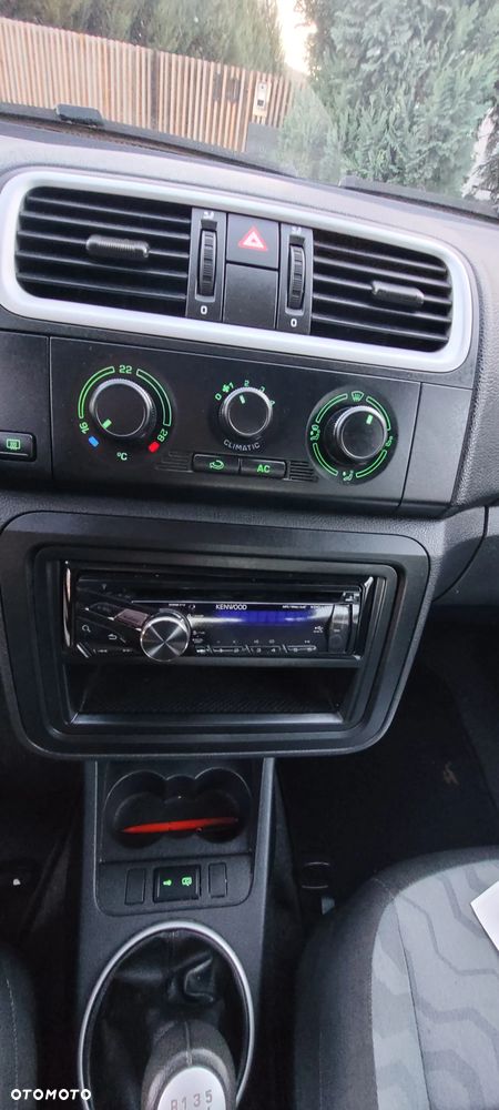 Skoda Fabia 1.2 HTP Active - 34