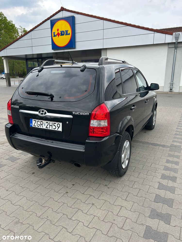 Hyundai Tucson 2.0 Comfort 2WD - 5