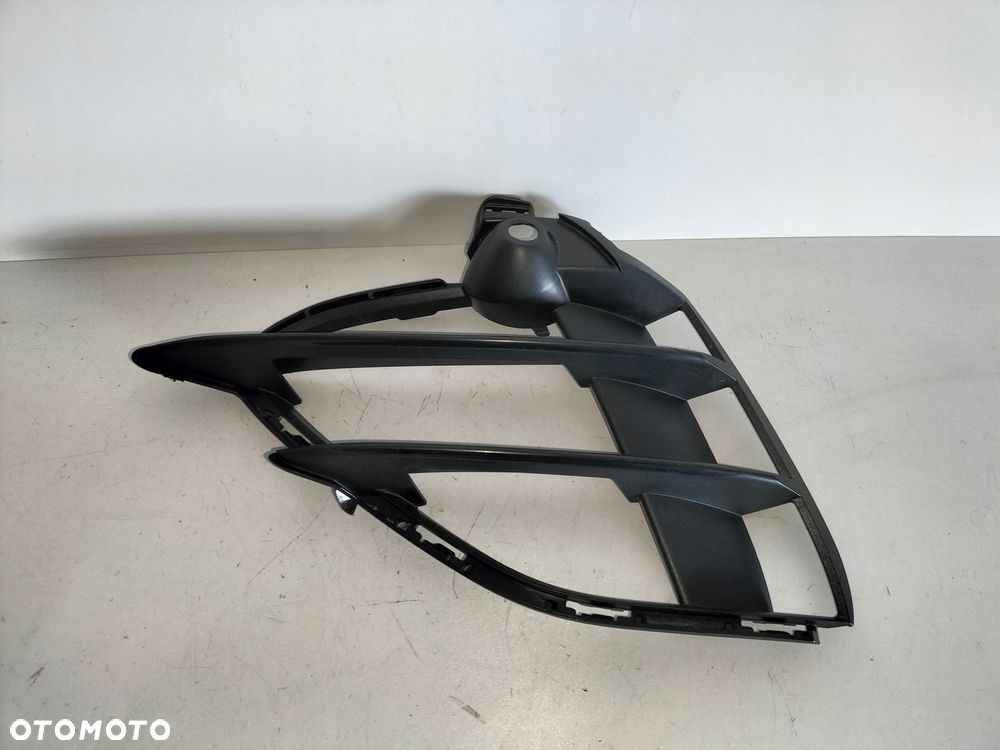 atrapa kratka zderzaka przód lewa mercedes e klasa w214 53 63 amg 22- - 1