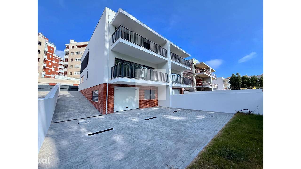 Moradia T4 na Cidade. - Grande imagem: 3/49