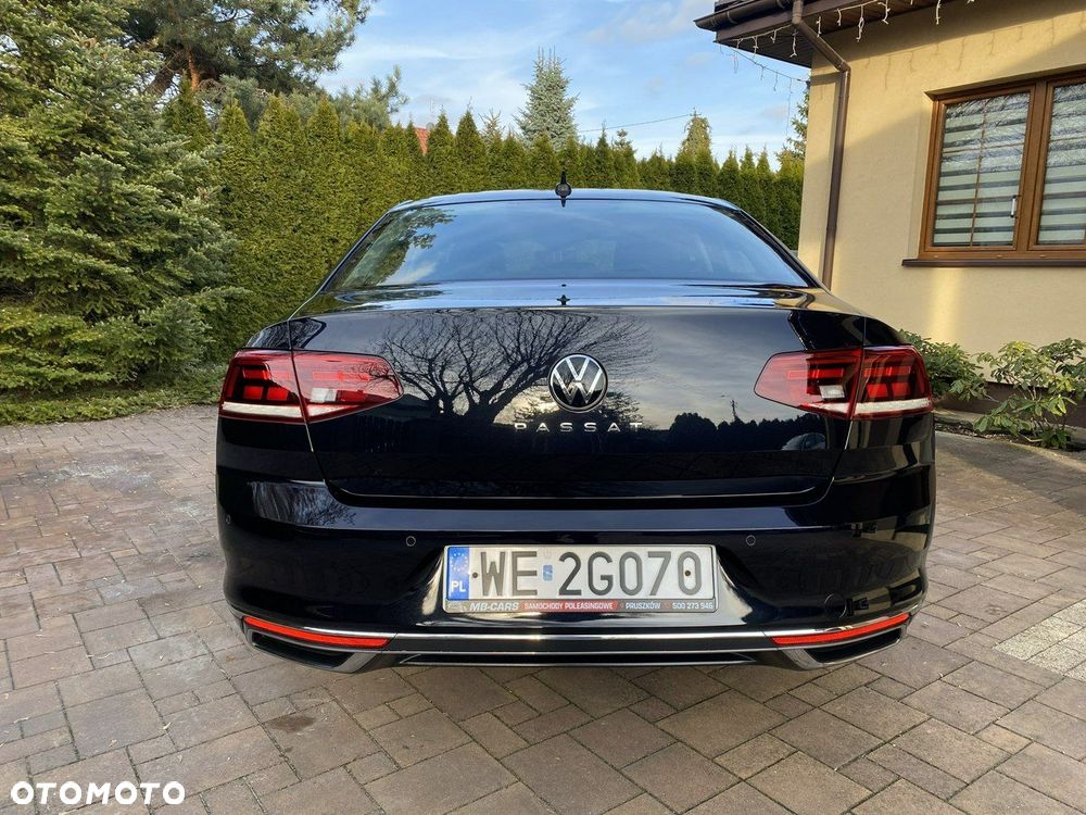Volkswagen Passat 1.5 TSI EVO Elegance DSG - 12