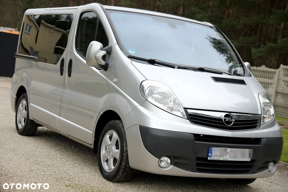 Opel Vivaro - 1