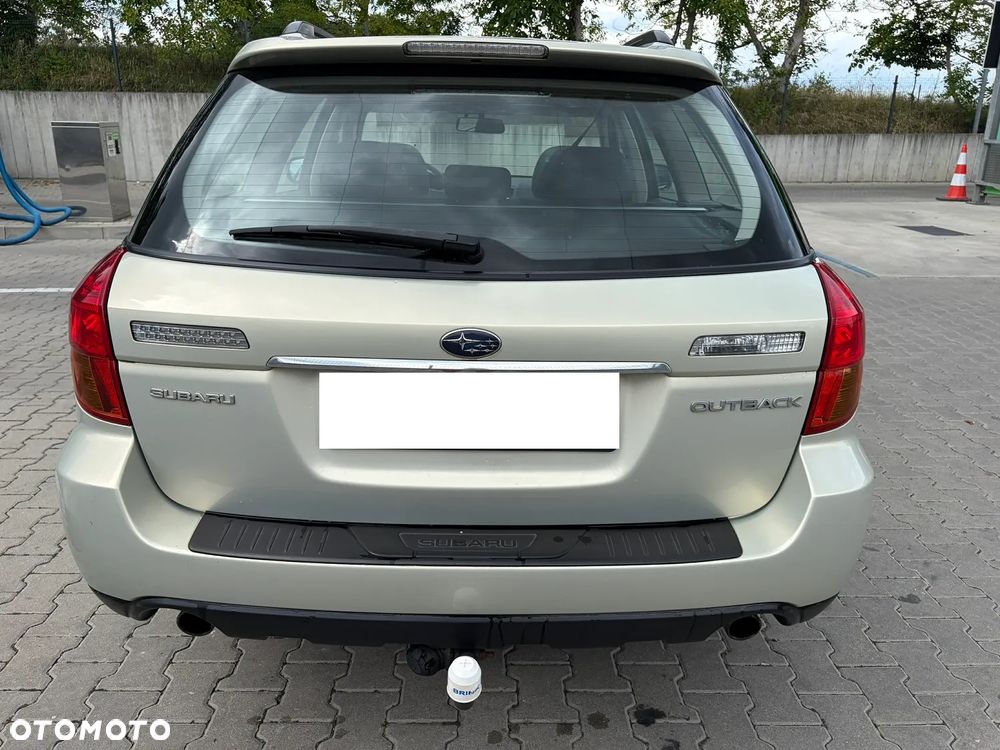 Subaru Outback - 24