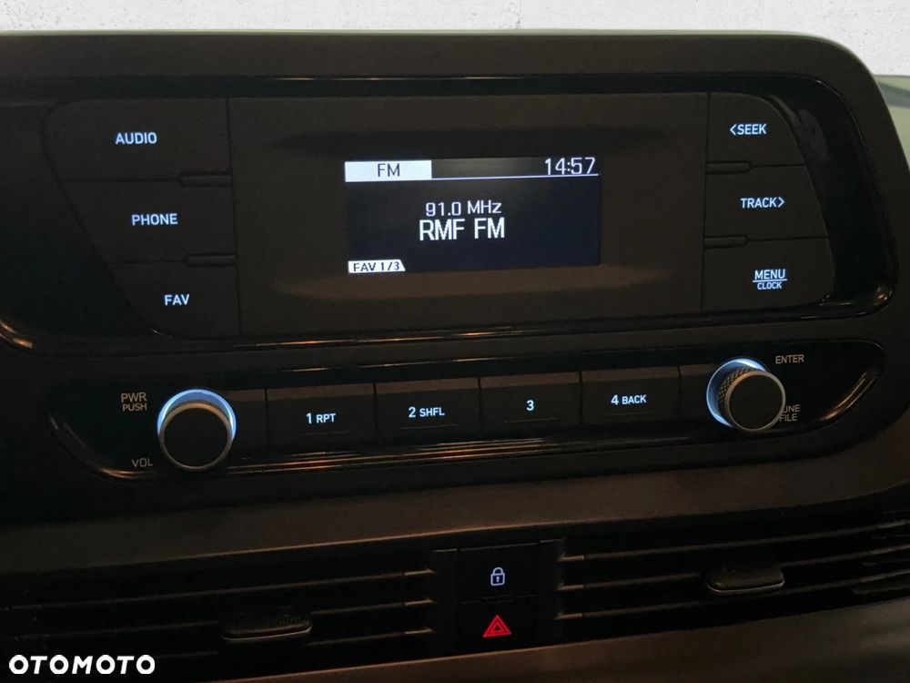 Hyundai i20 1.2 Pure - 18