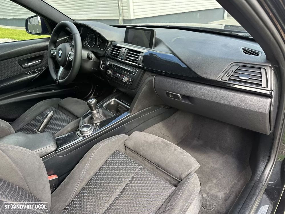 BMW 318 d Pack M - 51