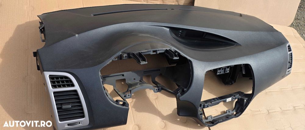 Plansa bord cu airbag pasager Hyundai i20 2010 / 2011 / 2012 2013 - 2
