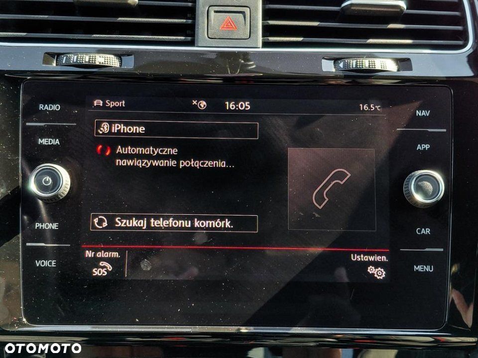 Volkswagen Golf - 25