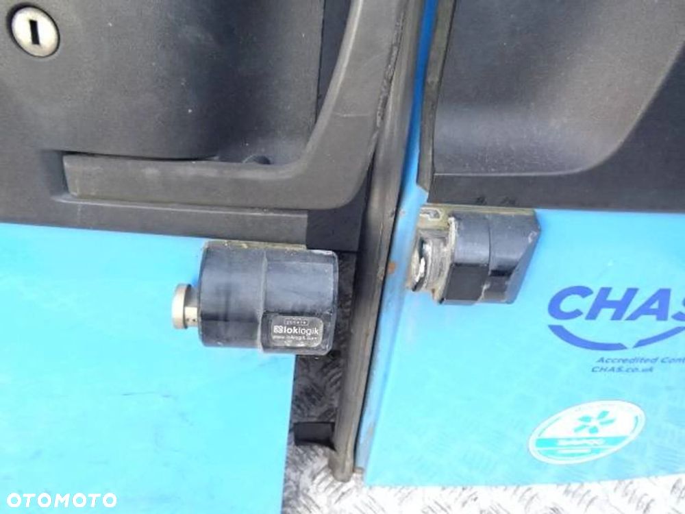drzwi tył klapa kpl. 2 sztuki fiat doblo ii - 11