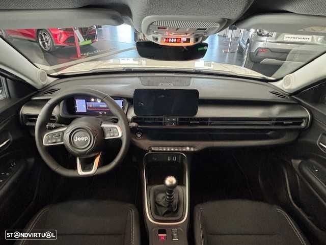 Jeep Avenger 1.2 GSE T3 Altitude - 16