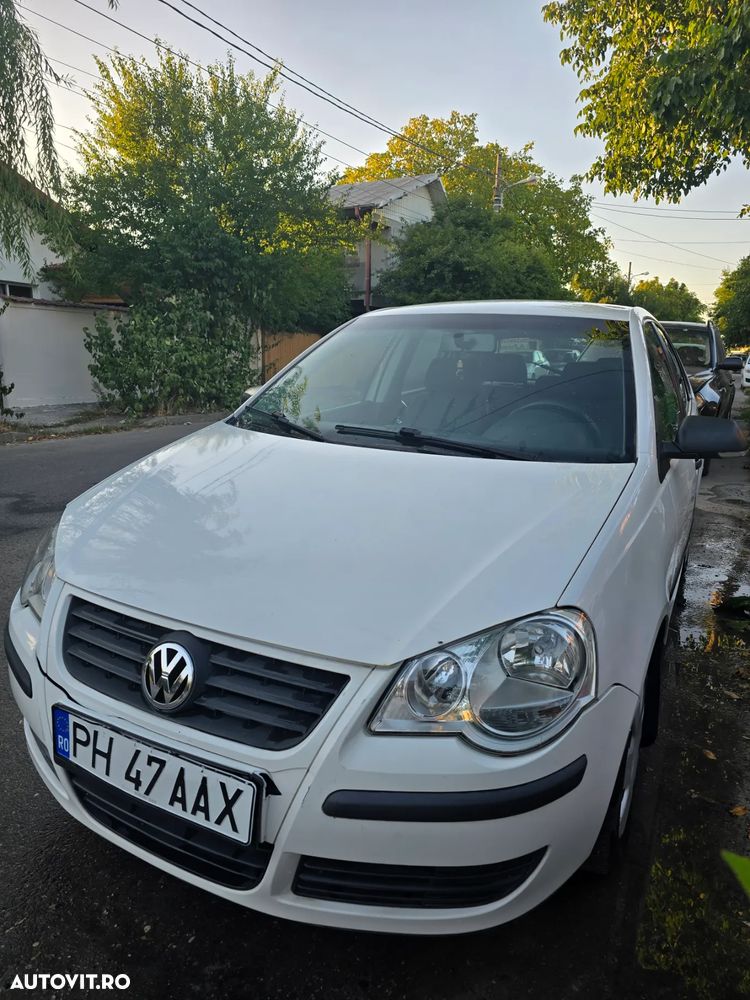 Volkswagen Polo 1.2 Attractive - 1