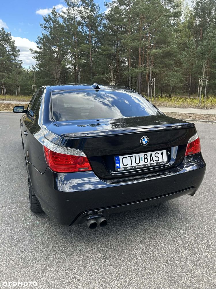 BMW Seria 5 525d - 11