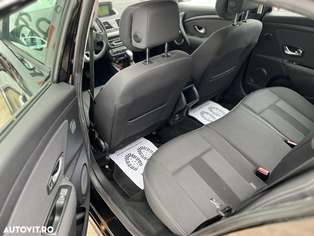 Renault Megane 1.5 dCi Expression - 32