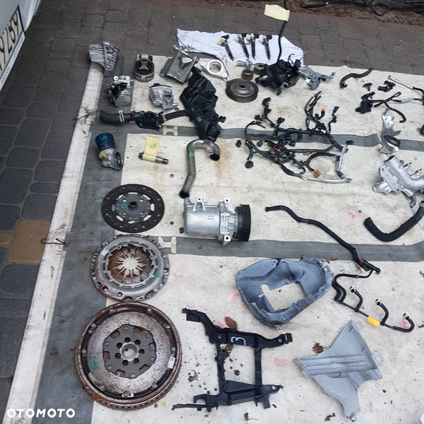 kompresor sprężarka klimatyzacji nissan juke qashqai  nv200 renault megane  1.5 dci