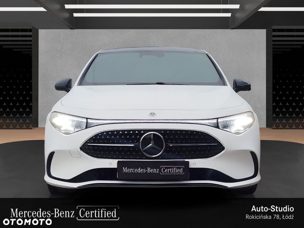 Mercedes-Benz CLA - 10