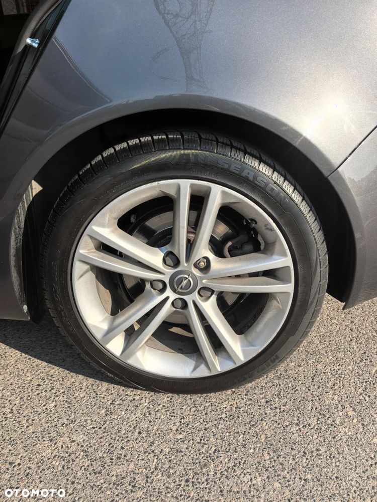 Opel Insignia 2.0 Turbo 4x4 Edition - 10