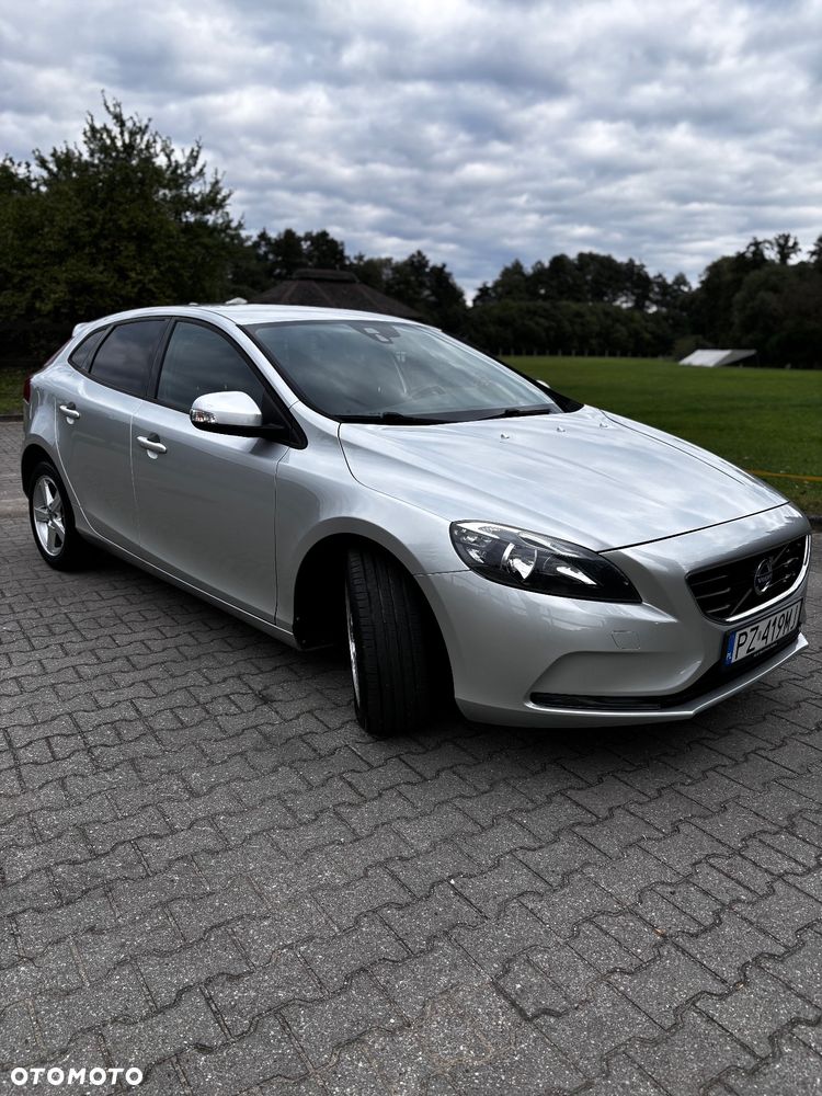 Volvo V40 D3 Kinetic - 2