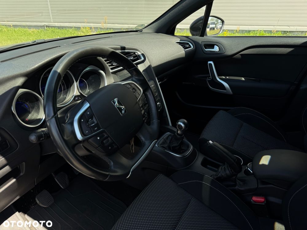 Citroën DS4 1.6 VTi SoChic - 29