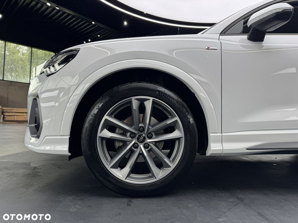 Audi Q3 35 TFSI mHEV S-Line S tronic - 21