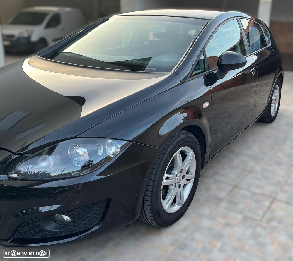 SEAT Leon 1.6 TDI ECOMOTIVE Style - 2