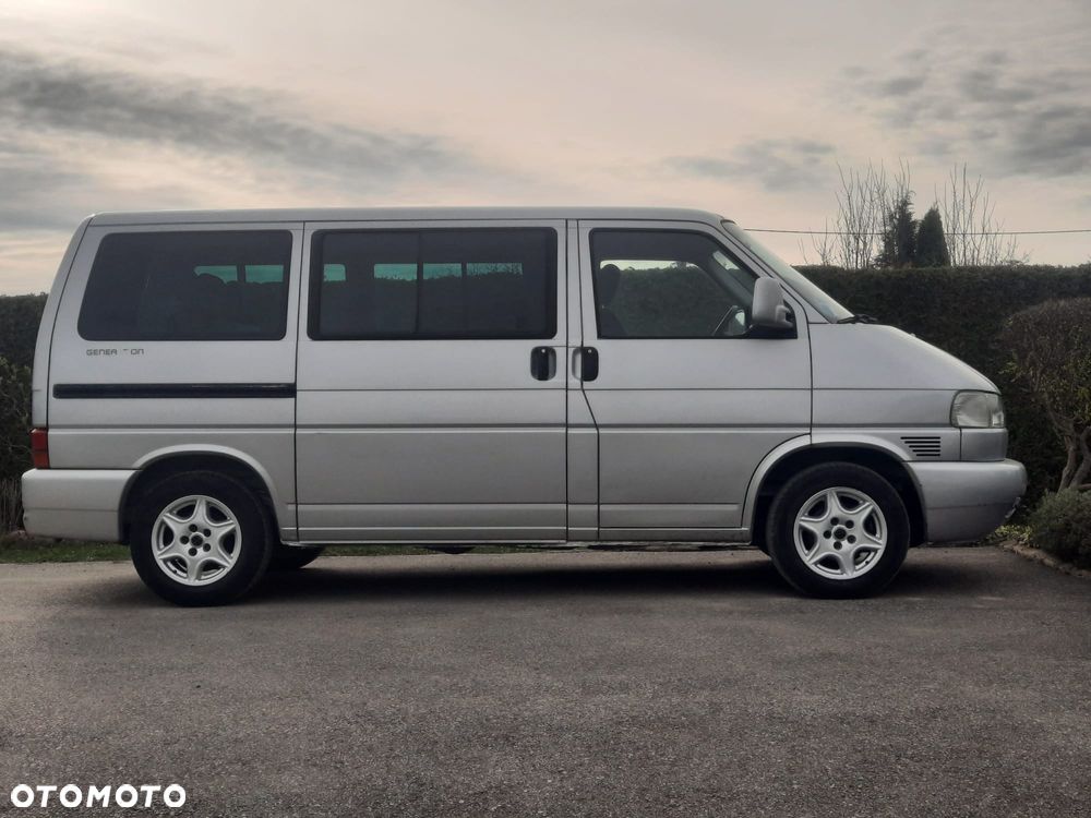 Volkswagen Multivan Standard - 6