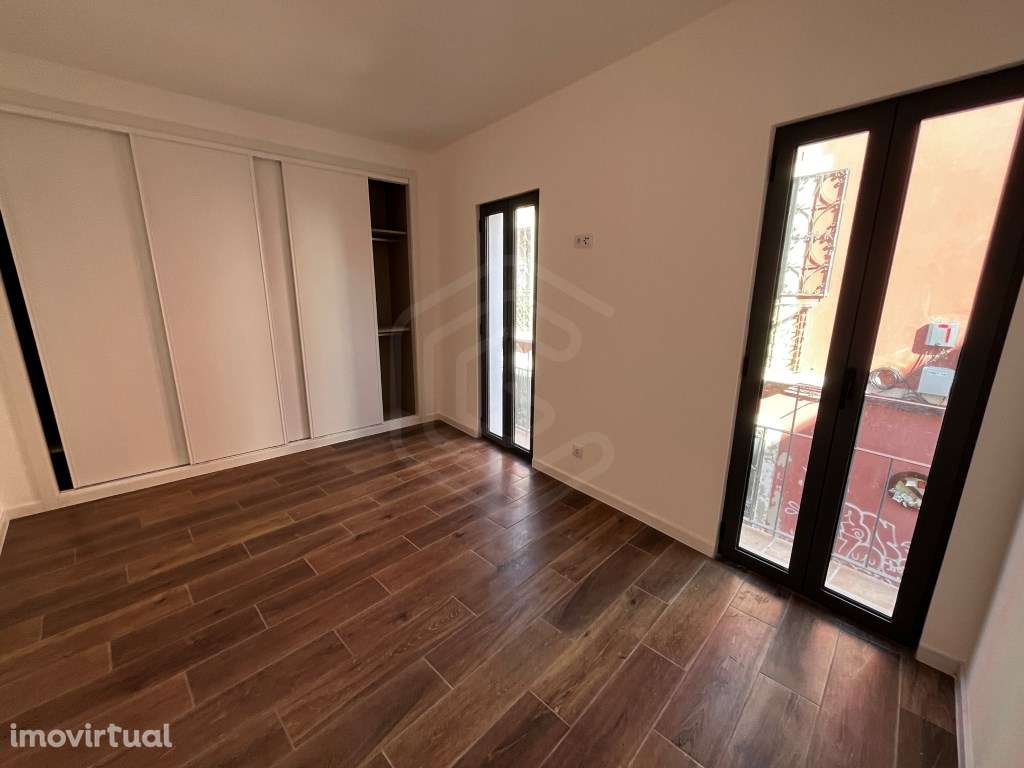 Apartamento T3 Duplex, baixa, Faro, Algarve - Grande imagem: 2/15