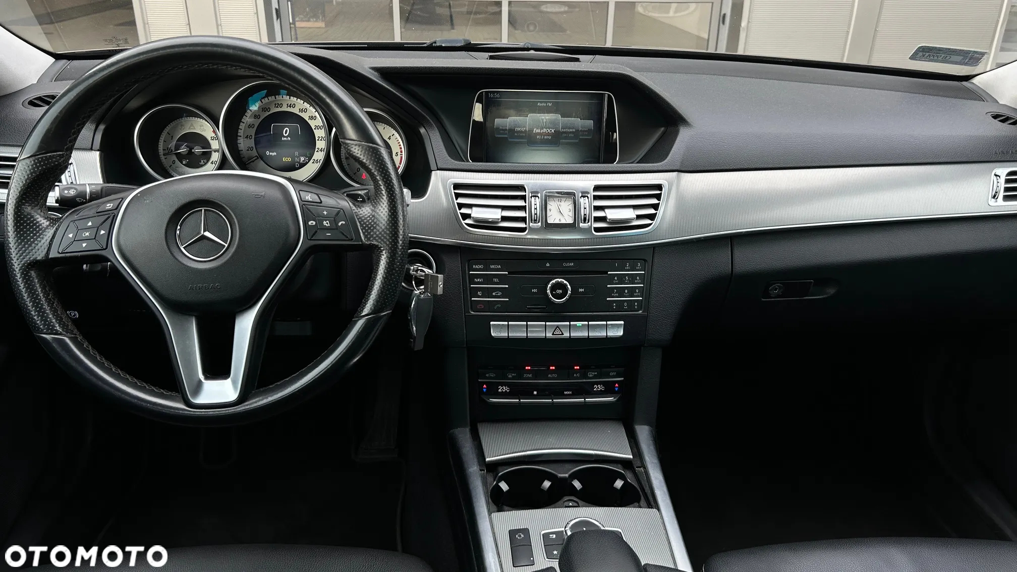 Mercedes-Benz Klasa E 220 BlueTEC 4-Matic Elegance - 15