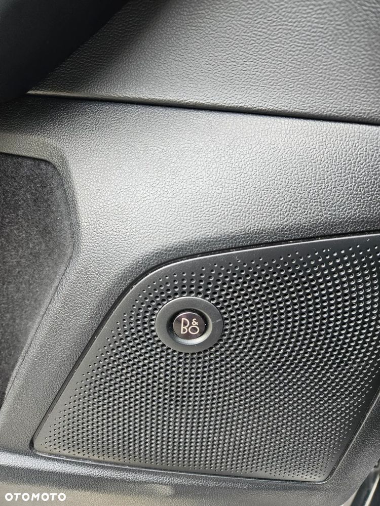 Ford Focus Turnier 1.5 EcoBlue Start-Stopp-System ST-LINE - 19