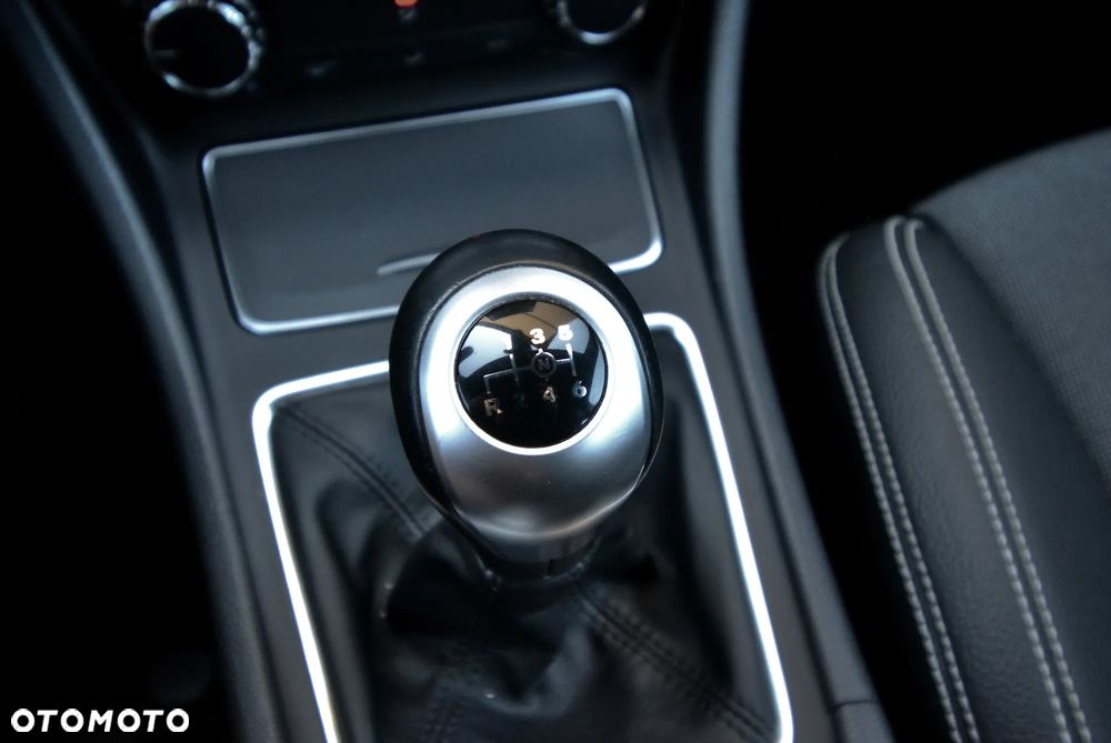 Mercedes-Benz Klasa A 180 Style - 19