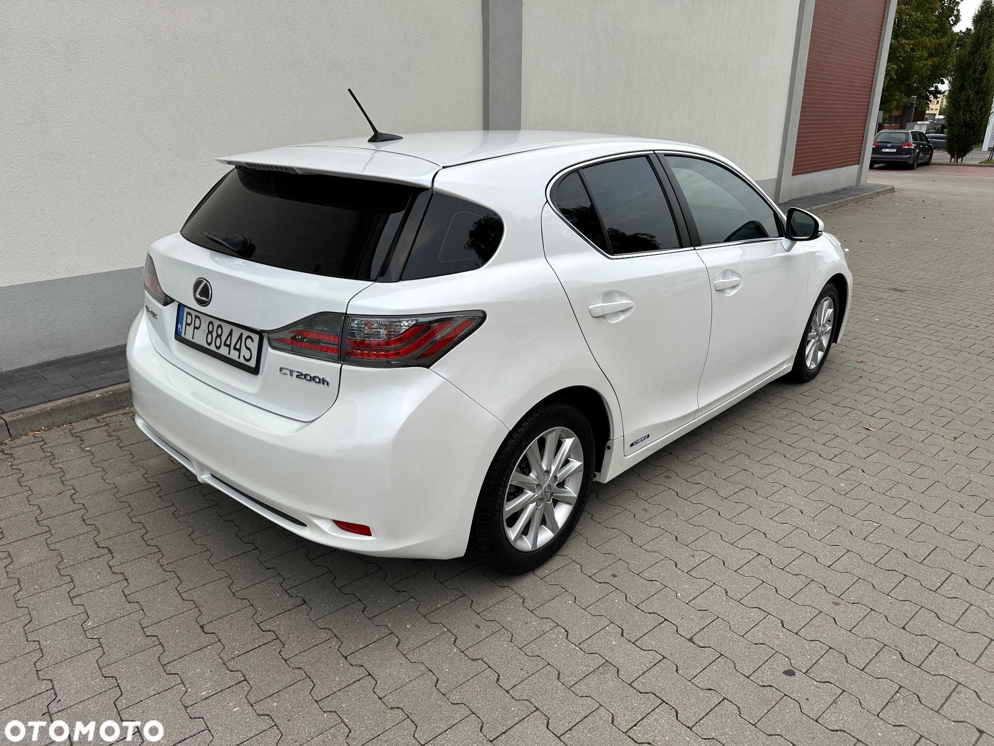 Lexus CT 200h - 14